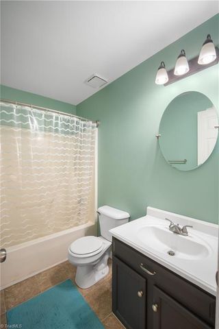 136 Central Ridge Court, Clemmons, NC 27012