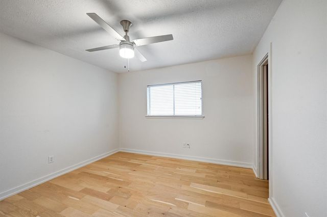10118 Fernstone Lane, Houston, TX 77070