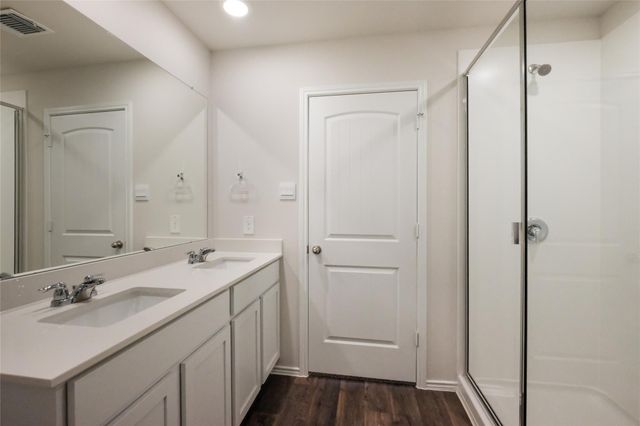 162 Sandringham LOOP, Kyle, TX 78640