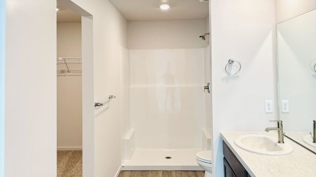 1018 E L St, Deer Park, WA 99006