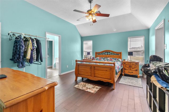 8214 Rosemary Drive, Baytown, TX 77521