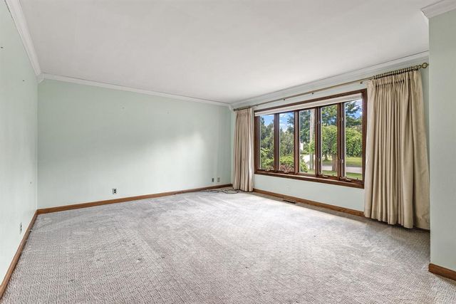 1535 Howard Avenue, Eau Claire, WI 54703