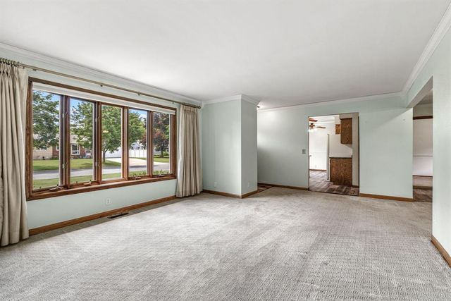 1535 Howard Avenue, Eau Claire, WI 54703