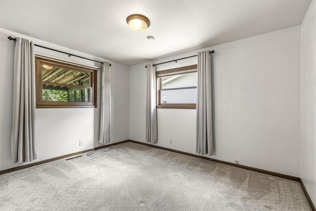 1535 Howard Avenue, Eau Claire, WI 54703