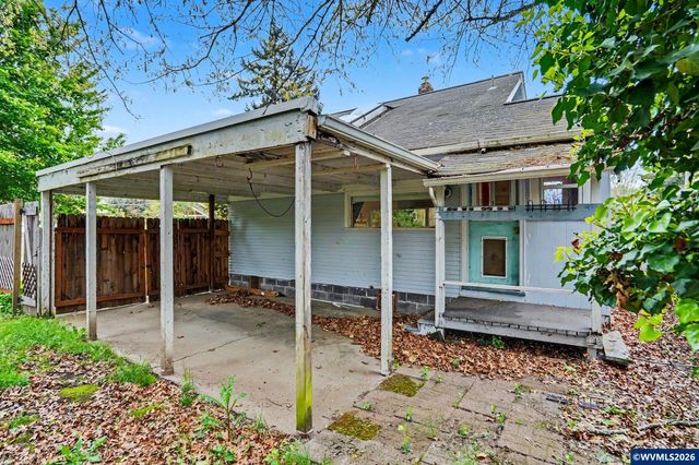 941 SW 10th St, Corvallis, OR 97333