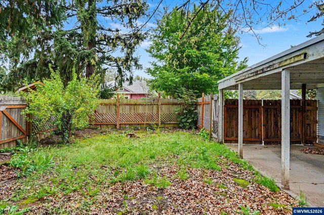 941 SW 10th St, Corvallis, OR 97333