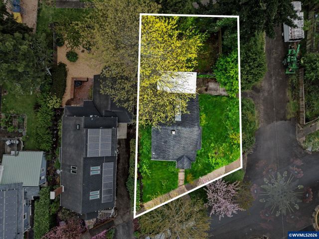941 SW 10th St, Corvallis, OR 97333