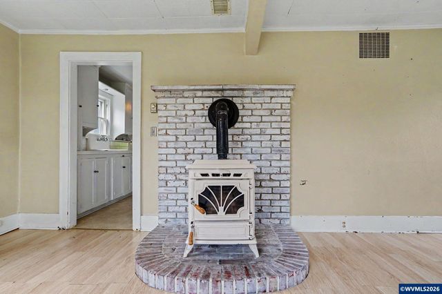 941 SW 10th St, Corvallis, OR 97333