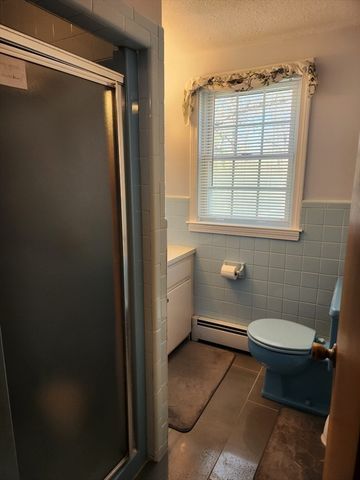 138 Lakehurst Ave, Weymouth, MA 02189