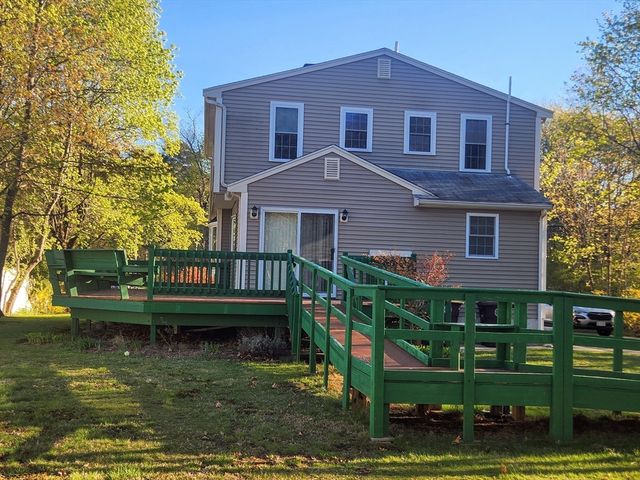 138 Lakehurst Ave, Weymouth, MA 02189