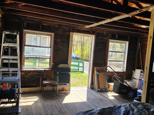138 Lakehurst Ave, Weymouth, MA 02189