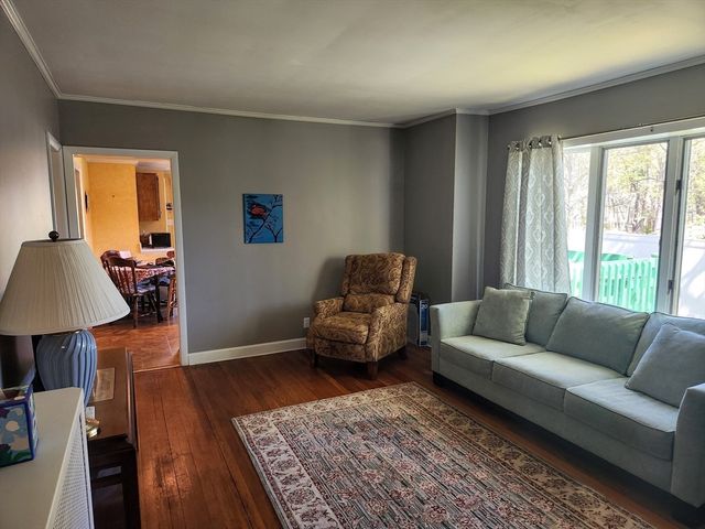 138 Lakehurst Ave, Weymouth, MA 02189