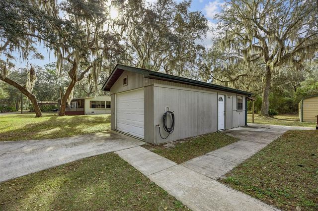 111 FAIRWAY LANE, Crescent City, FL 32112