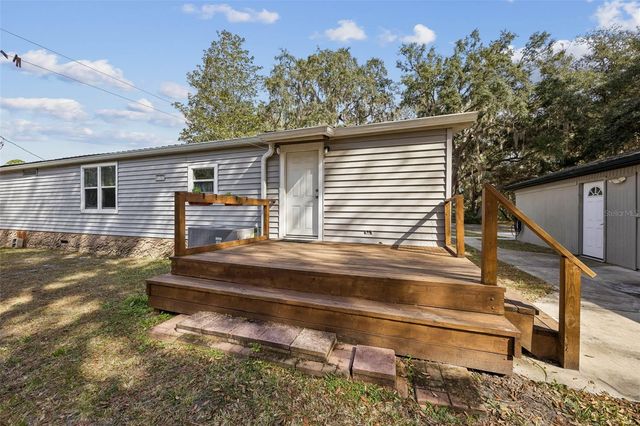 111 FAIRWAY LANE, Crescent City, FL 32112