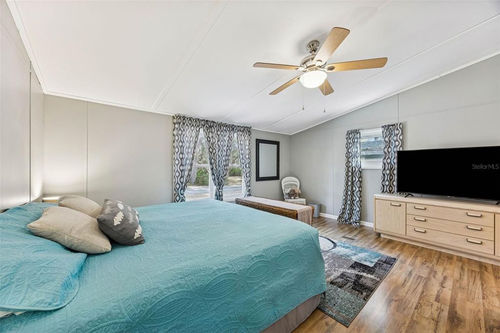 Image 24 of property listing at 111 FAIRWAY LANE, Crescent City, FL 32112