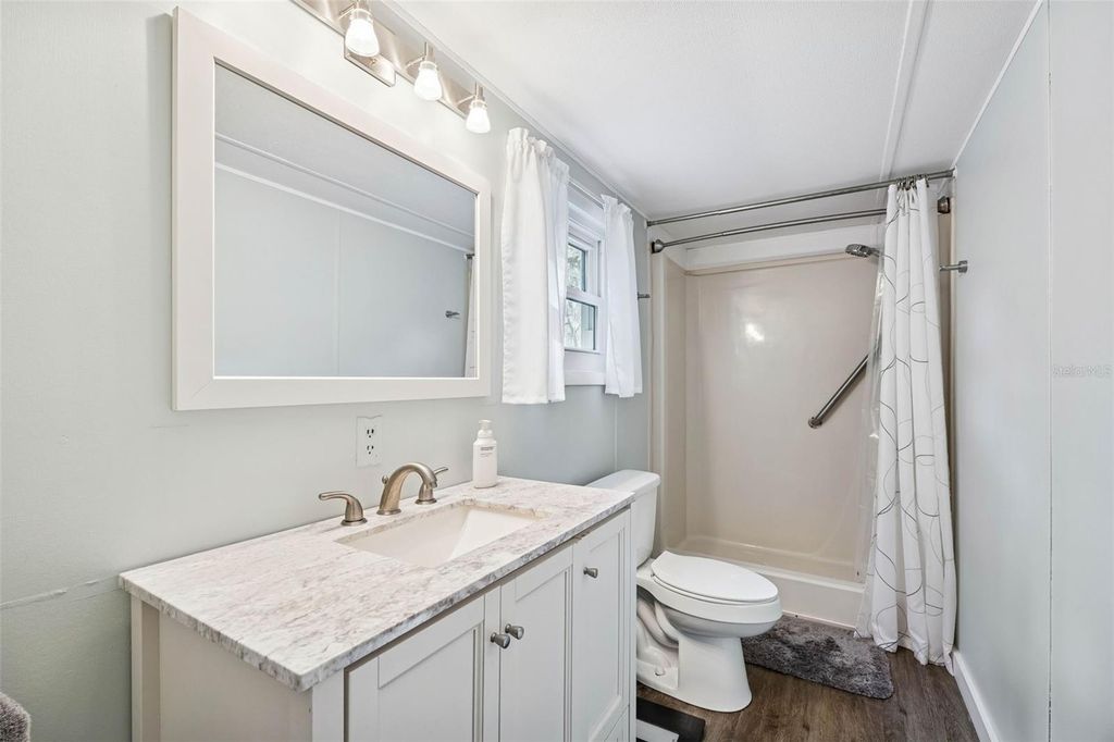 Image 25 of property listing at 111 FAIRWAY LANE, Crescent City, FL 32112