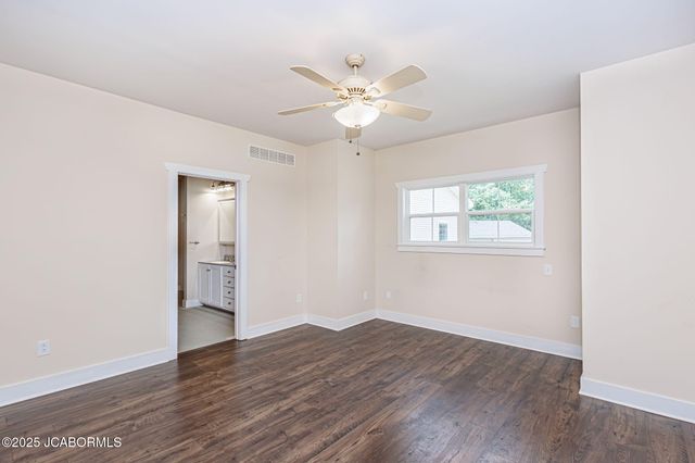 720 E BREEDLOVE DRIVE, Sturgeon, MO 65284