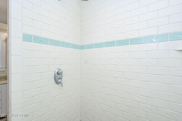 720 E BREEDLOVE DRIVE, Sturgeon, MO 65284