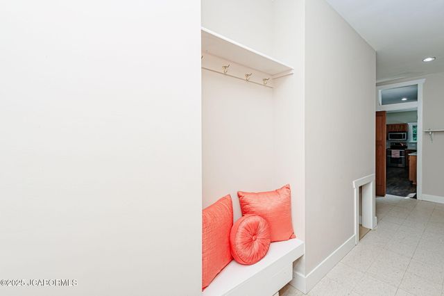 720 E BREEDLOVE DRIVE, Sturgeon, MO 65284