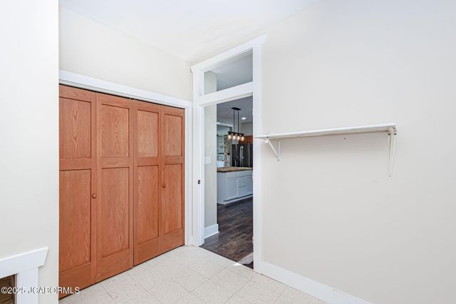 720 E BREEDLOVE DRIVE, Sturgeon, MO 65284