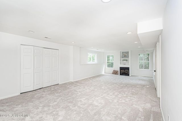 720 E BREEDLOVE DRIVE, Sturgeon, MO 65284