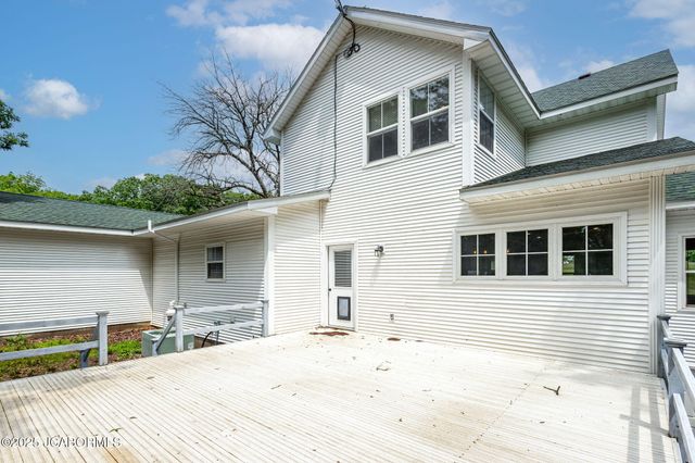 720 E BREEDLOVE DRIVE, Sturgeon, MO 65284