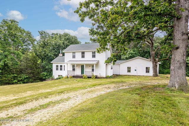 720 E BREEDLOVE DRIVE, Sturgeon, MO 65284