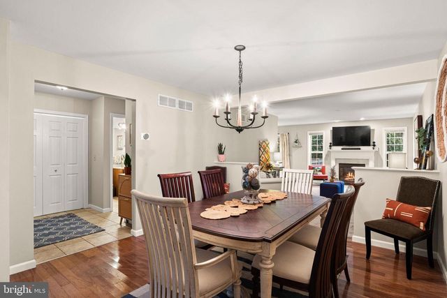 4288 EMILY DR, Harrisburg, PA 17112