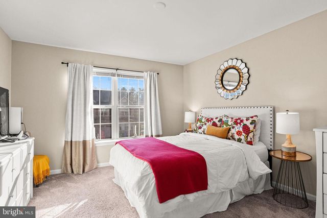 4288 EMILY DR, Harrisburg, PA 17112