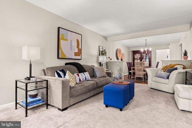 4288 EMILY DR, Harrisburg, PA 17112