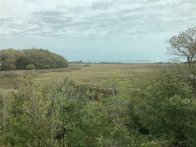 175 Wiley Rd, Hilton Head Island, SC 29926