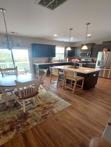 175 Wiley Rd, Hilton Head Island, SC 29926