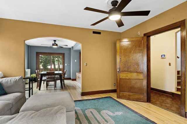 3010 Fairview Street, Madison, WI 53704