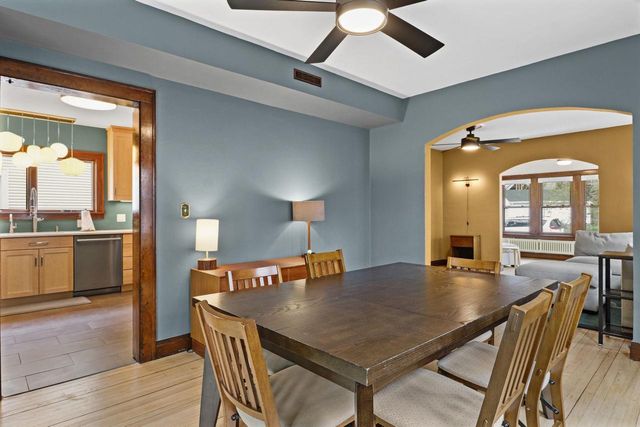 3010 Fairview Street, Madison, WI 53704