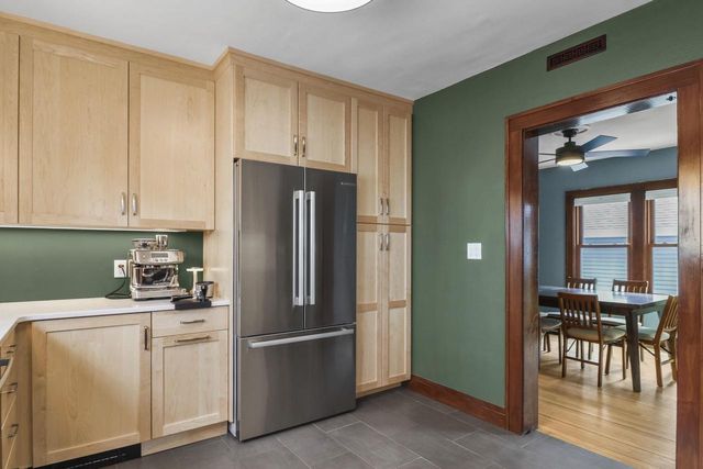 3010 Fairview Street, Madison, WI 53704