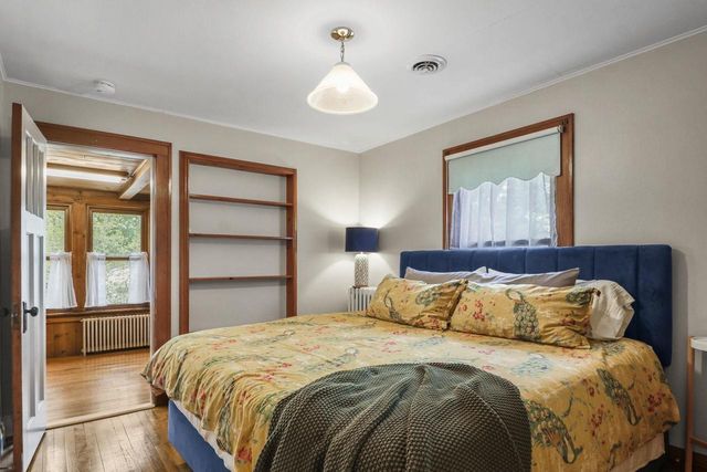 3010 Fairview Street, Madison, WI 53704