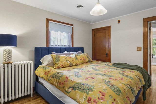 3010 Fairview Street, Madison, WI 53704