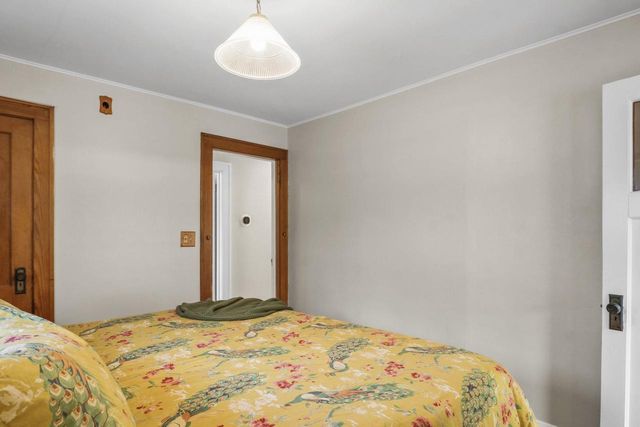 3010 Fairview Street, Madison, WI 53704