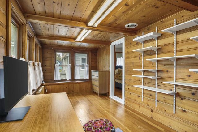 3010 Fairview Street, Madison, WI 53704