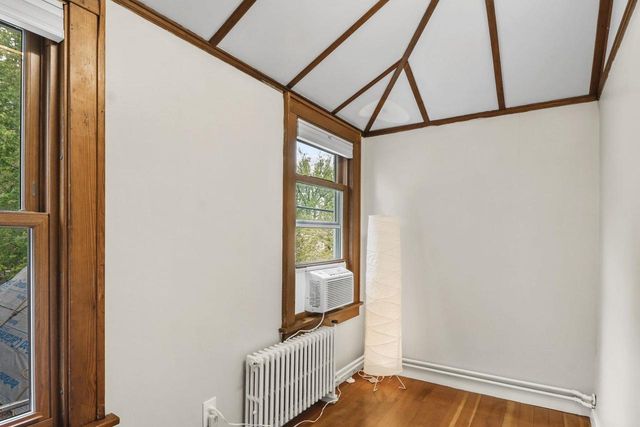 3010 Fairview Street, Madison, WI 53704