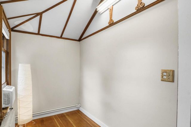 3010 Fairview Street, Madison, WI 53704