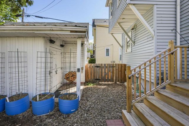 3010 Fairview Street, Madison, WI 53704