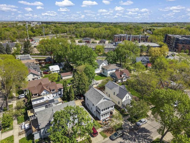 3010 Fairview Street, Madison, WI 53704