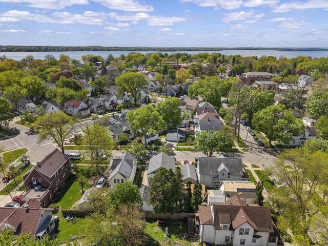 3010 Fairview Street, Madison, WI 53704