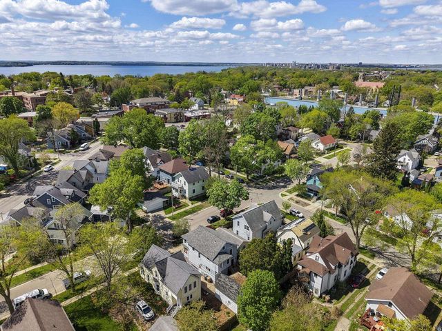 3010 Fairview Street, Madison, WI 53704