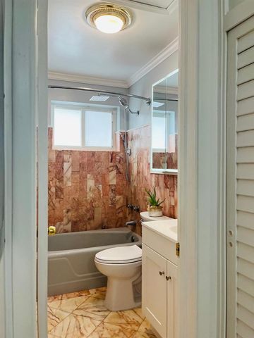 7951 W Lake Drive, Lake Clarke Shores, FL 33406