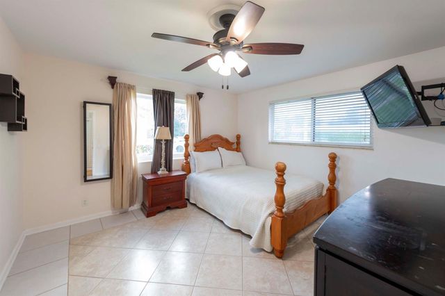 7951 W Lake Drive, Lake Clarke Shores, FL 33406