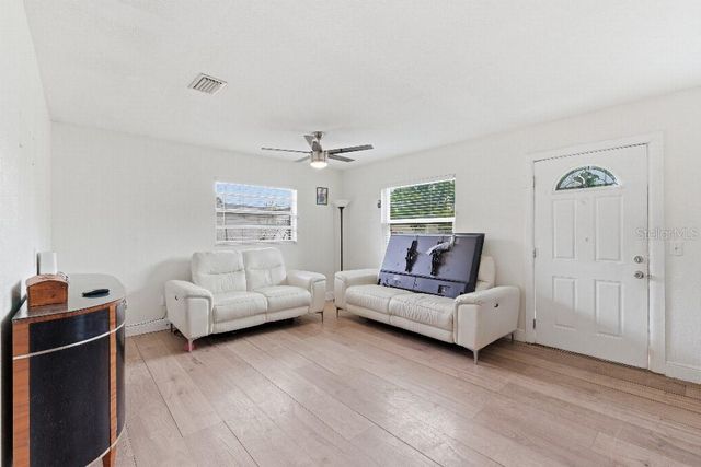 655 KATHERINE, Orlando, FL 32810