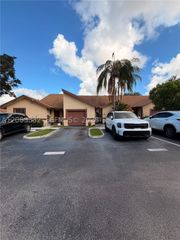 11083 NW 38th Pl, Sunrise, FL 33351