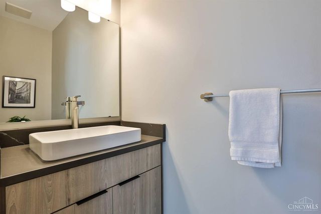 3524 Madison Park Avenue, Cincinnati, OH 45209